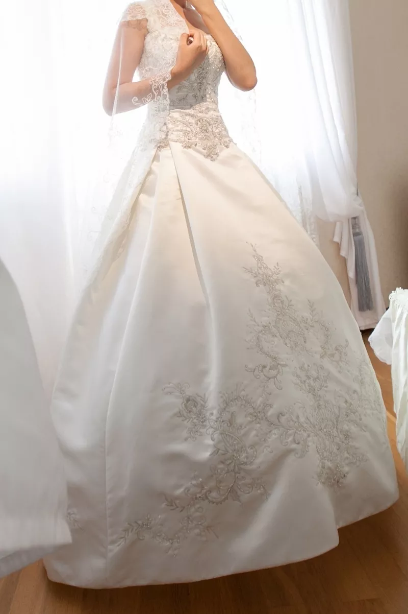 Продам свадебное платье для принцессы 3