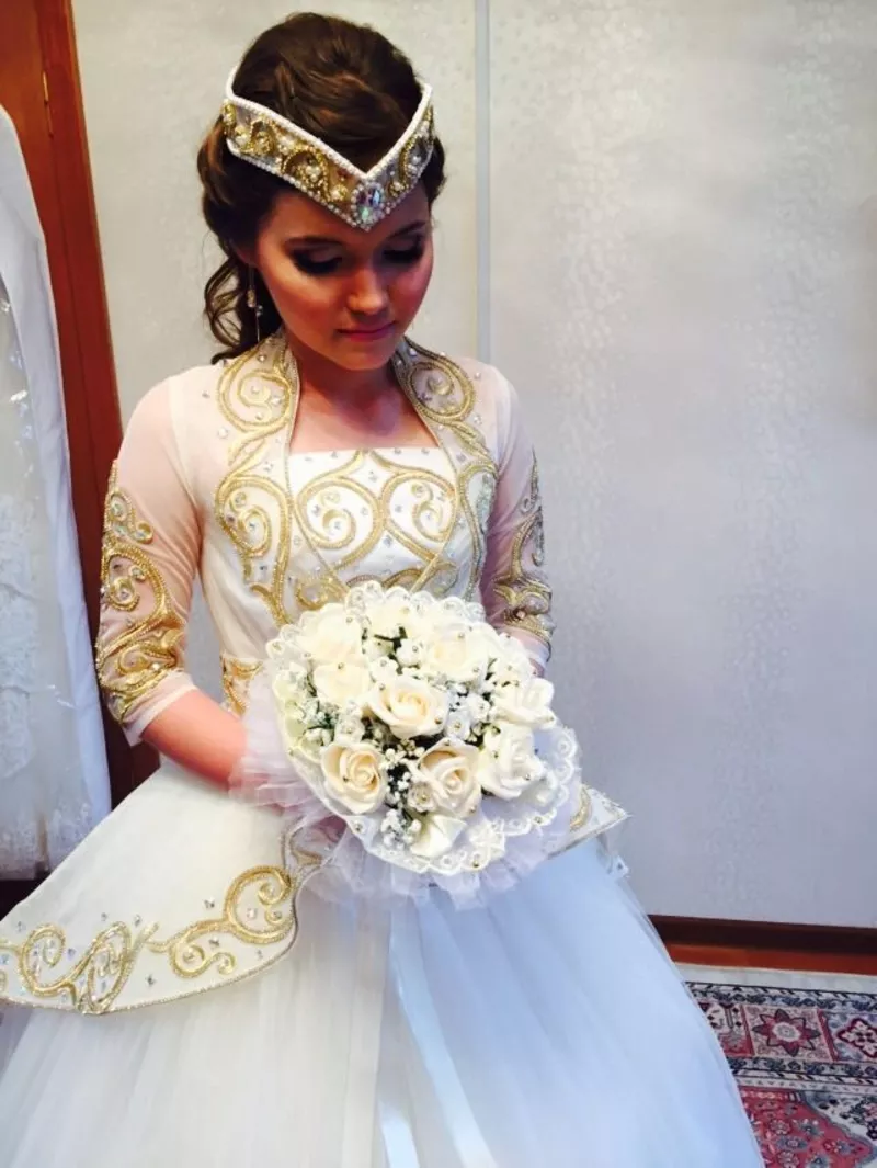 Сдам на прокат свадебное платье в казахском национальном стиле 2