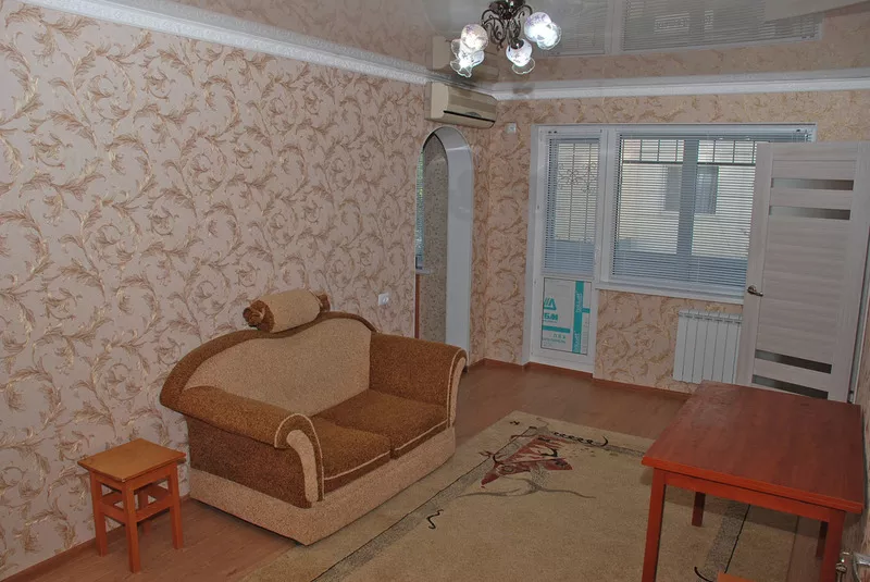 сдам 3-х комнатную квартиру в центре Атырау на длительный срок 5